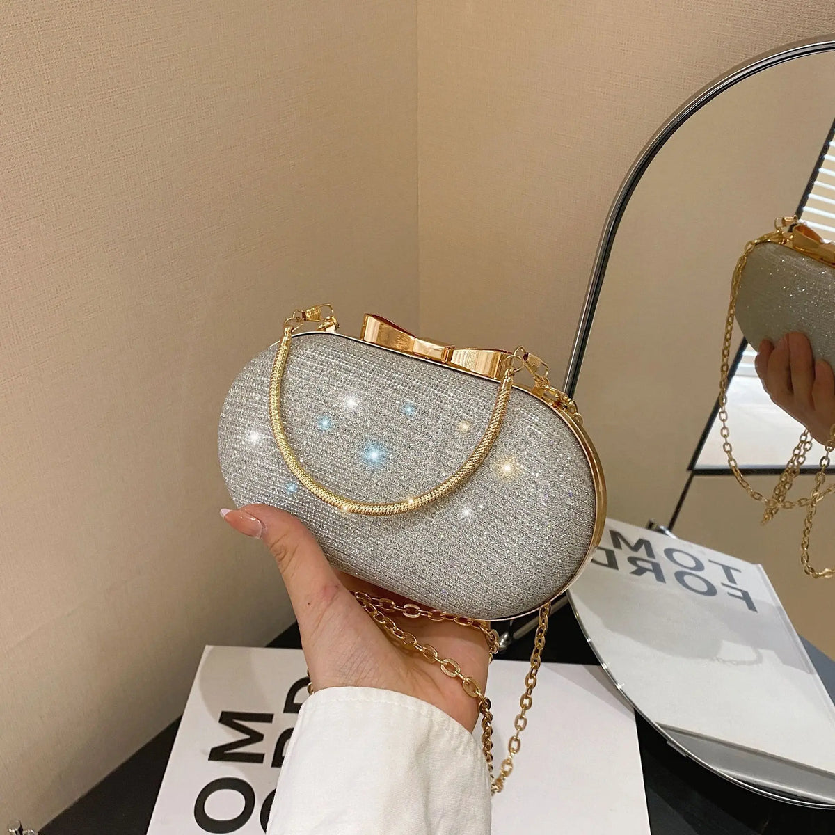 Bolsa de banquete de luxo com strass II